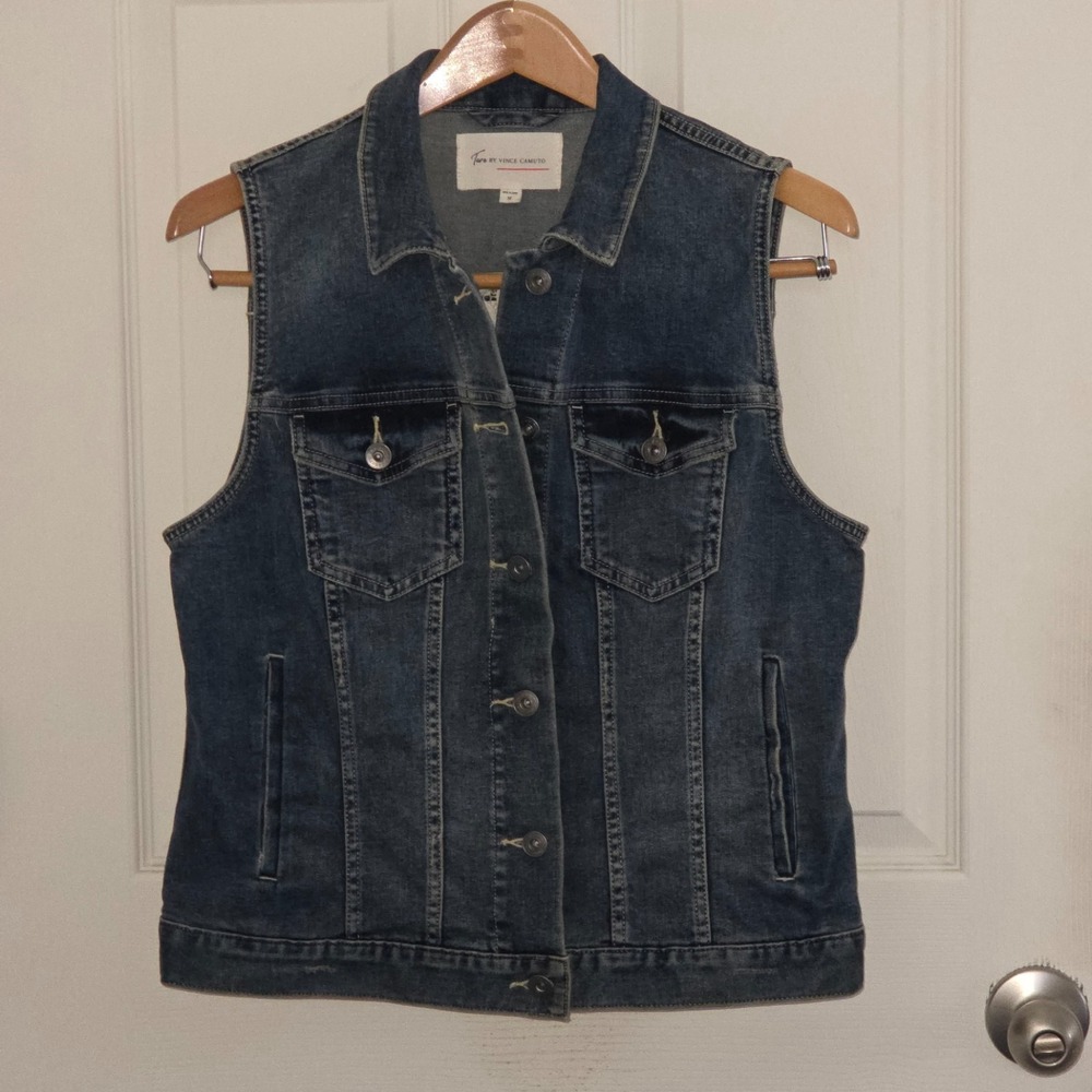 Two By VINCE CAMUTO Denim Jean Vest With Crochet Back‎  Size MEDIUM